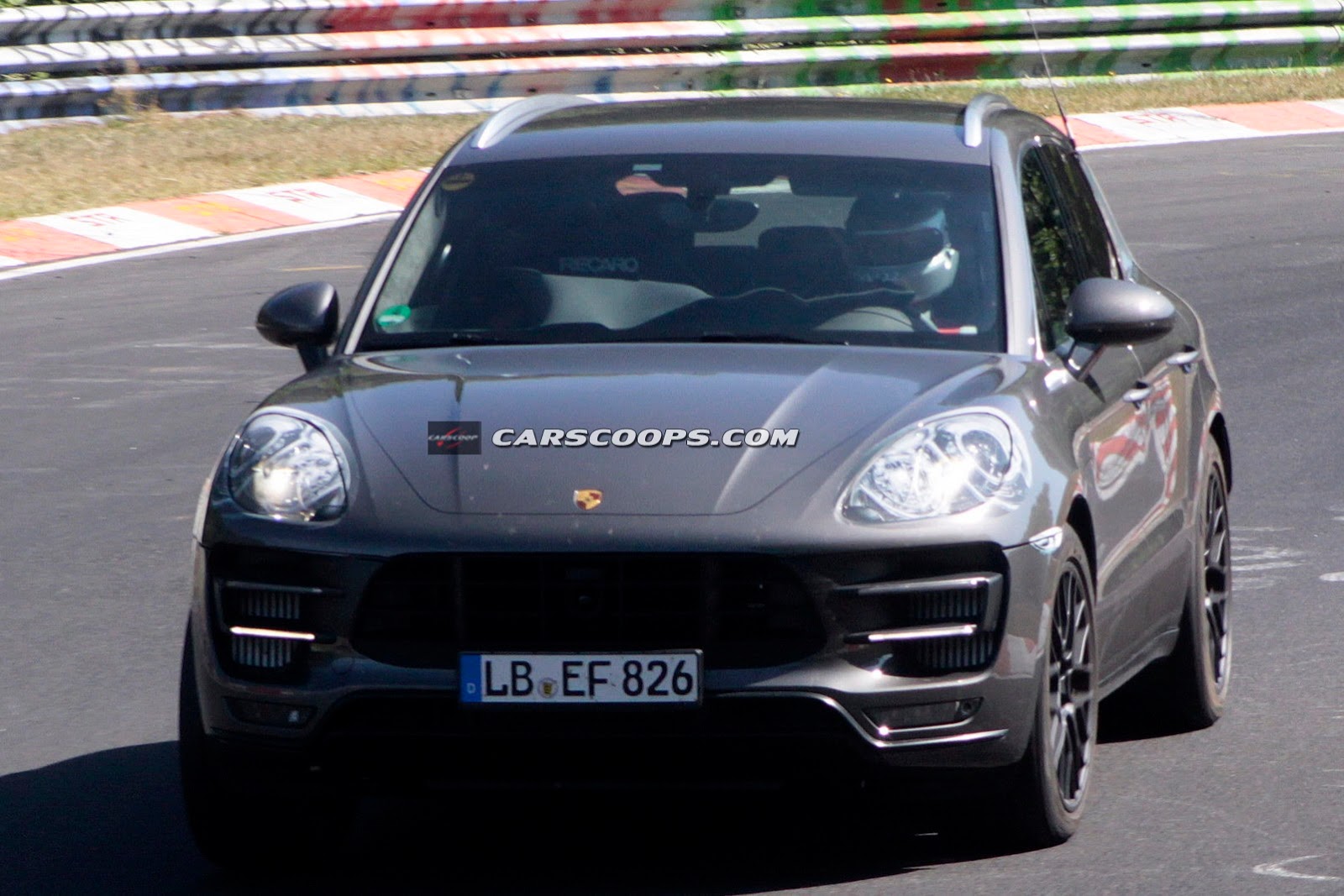 [2015-Porsche-Macan-1Carscoops%255B3%255D.jpg]