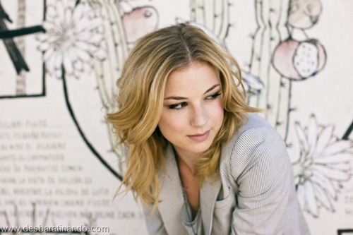 emily vancamp desbaratinando (52) emily vancamp desbaratinando (52)
