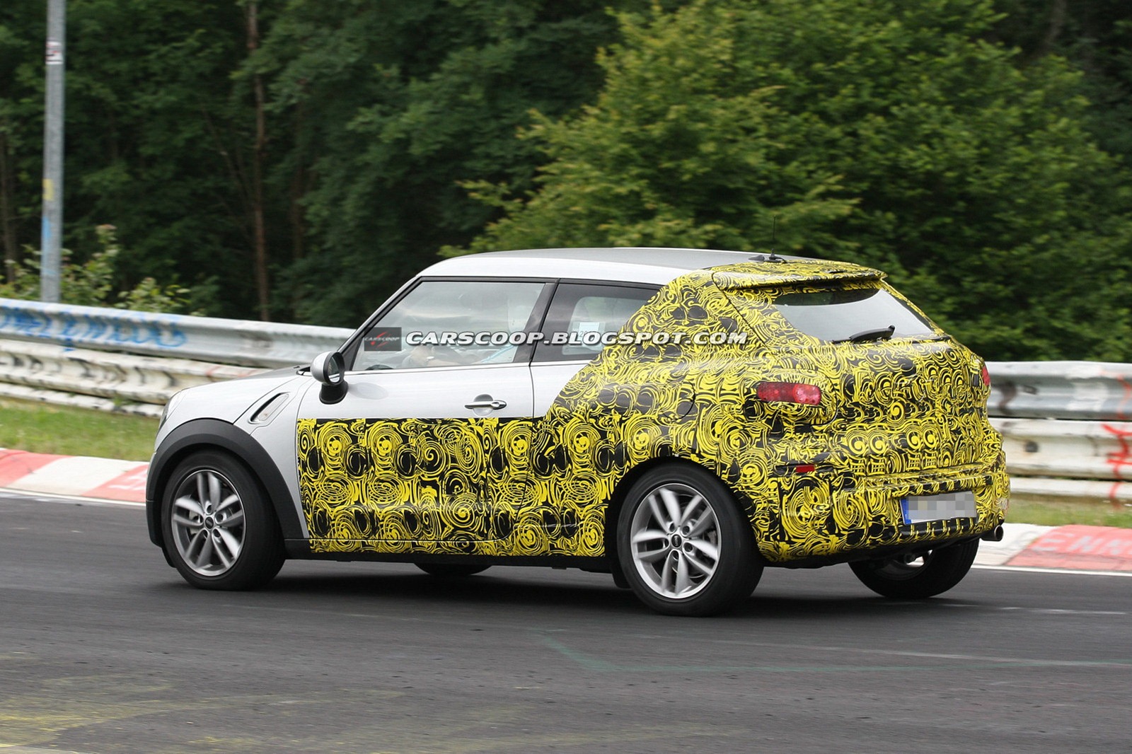 [2014-MINI-Countryman-Coupe-w5%255B3%255D.jpg]