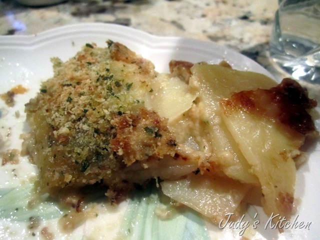 [caramelizedonionpotatogratin8.jpg]