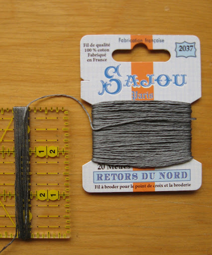 a ruler works perfectly for this size tassels