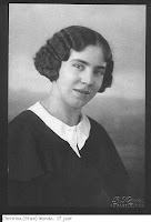 Monde, Christina Elisa Bertha Aleida Wilhelmina (Stien) 1931.jpg