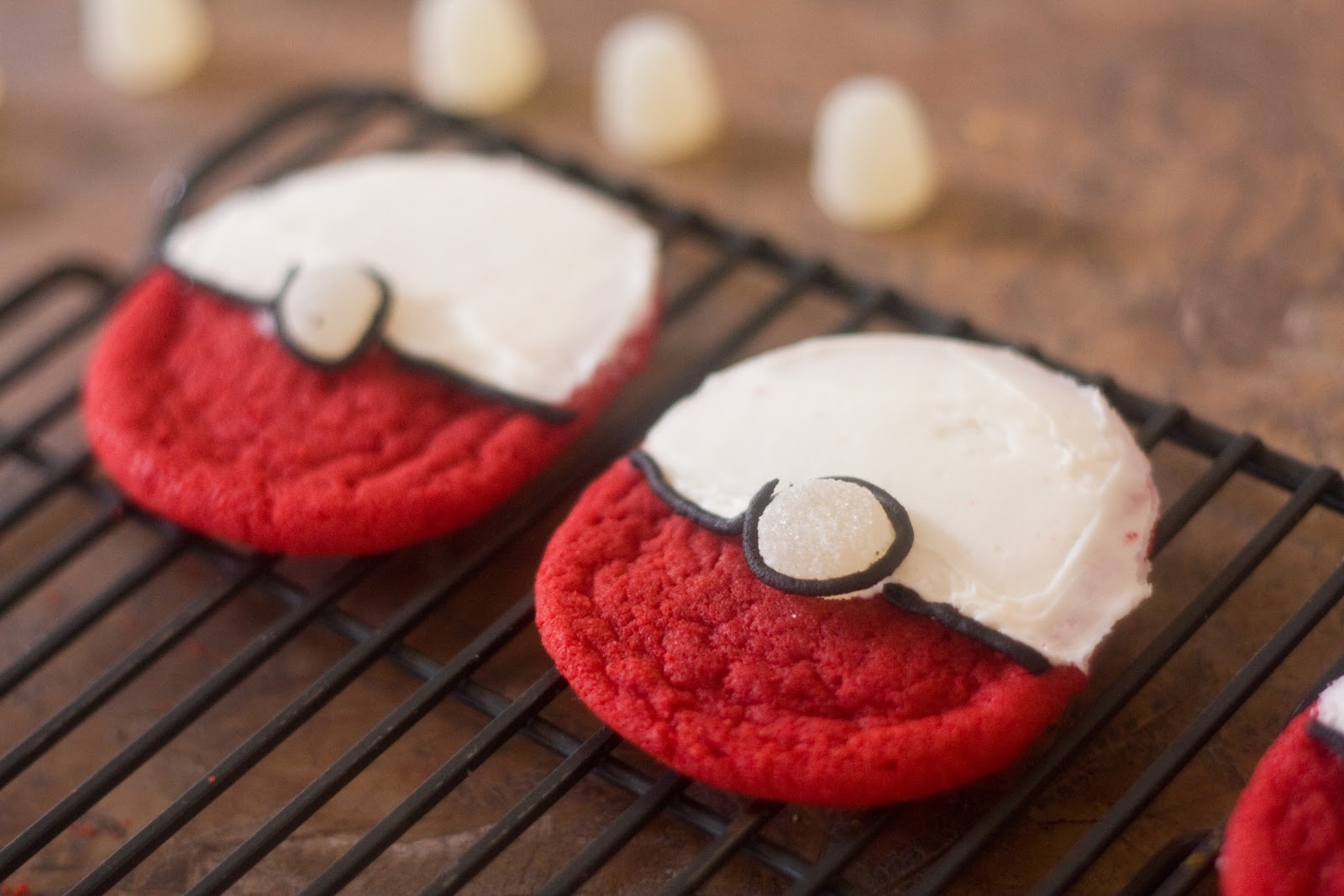 [pokeball-cookies-44.jpg]