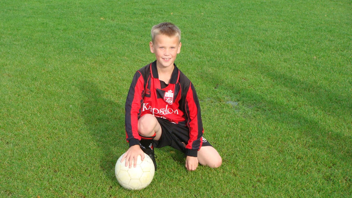 2011 - 07 SEP - WVV E5 TRAINING IN TENUE 10.jpg