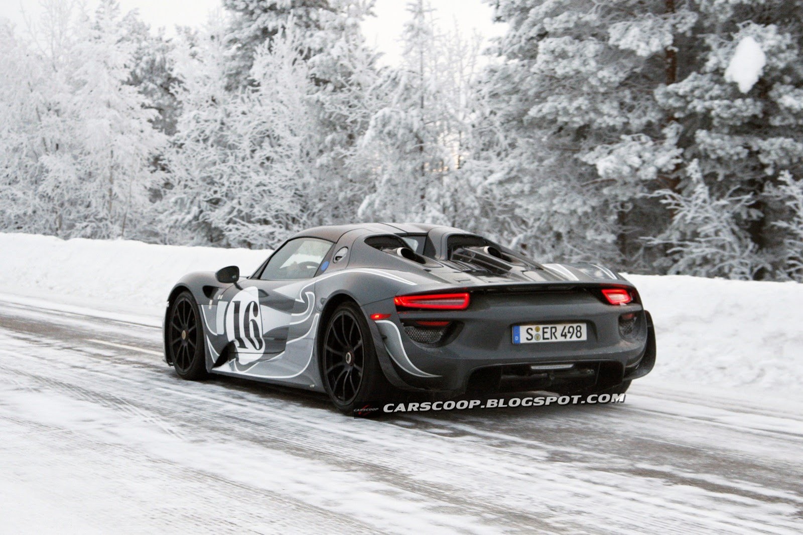 [Porsche-918-Spyder-4Carscoop%255B3%255D%255B3%255D.jpg]