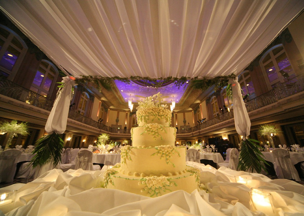 [Wedding-Cake4.jpg]