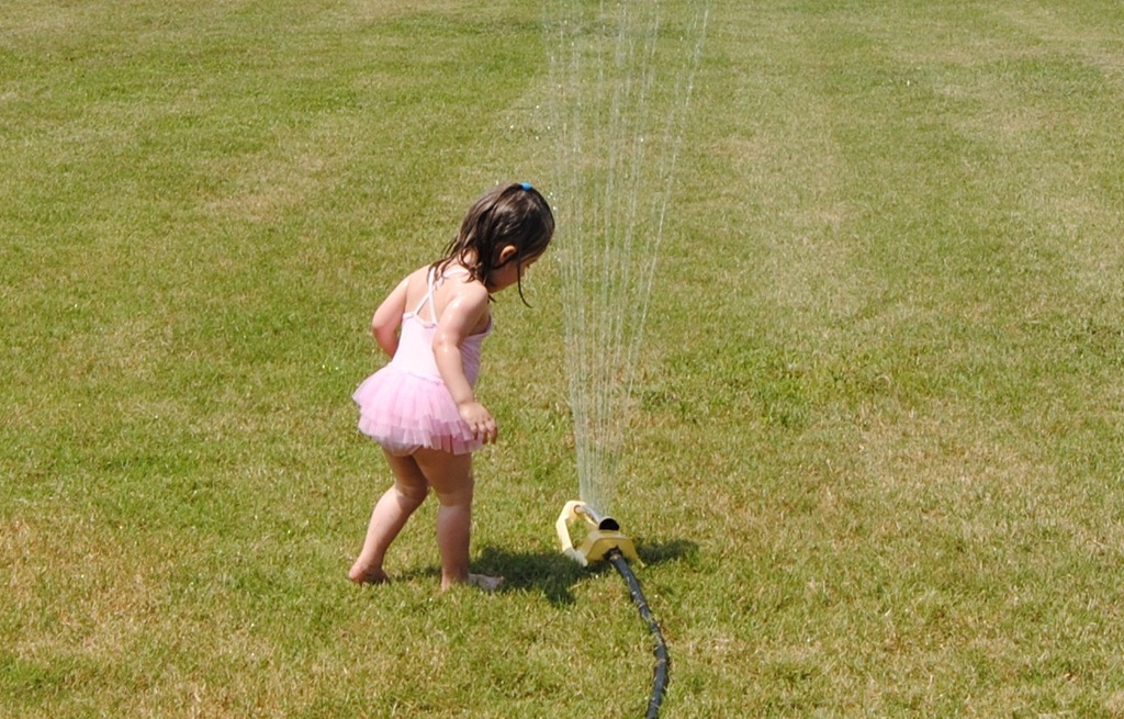 [water%2520with%2520aubrey%2520003%255B4%255D.jpg]
