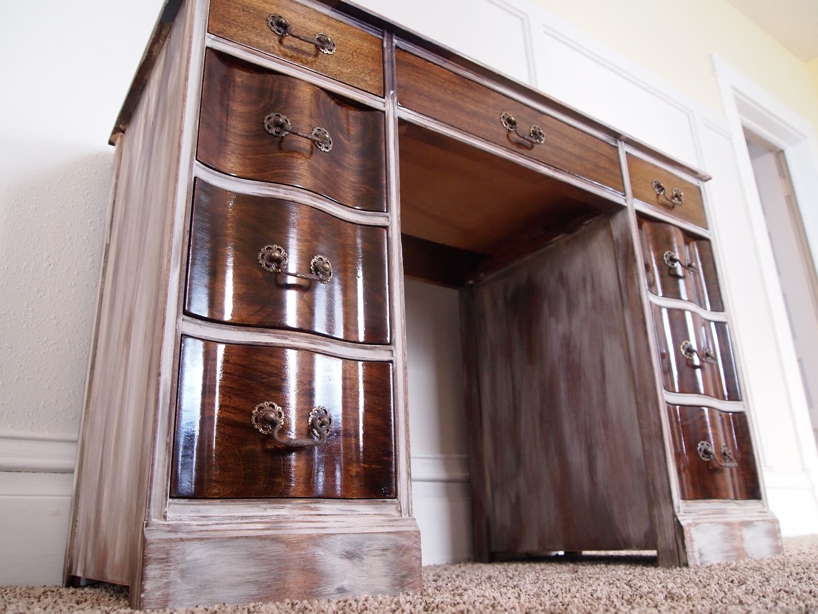 [Wood%2520Grain%2520Contrasted%2520by%2520Shabby-ness%2521%2520%257BSawdust%2520and%2520Embryos%257D%255B2%255D.jpg]