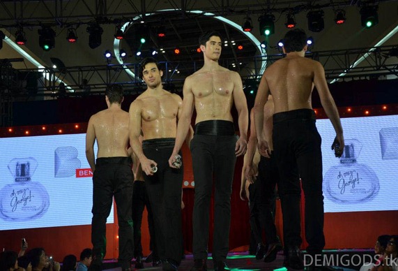 Bench #Georginascentslaunch - DEMIGODS.tk-15