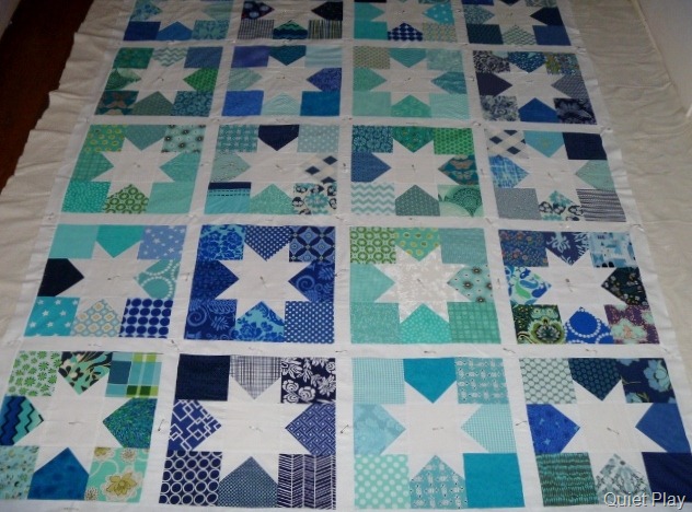 [January%2520quilt%2520Charming%2520Stars%2520for%2520do.good%2520stitches%255B5%255D.jpg]