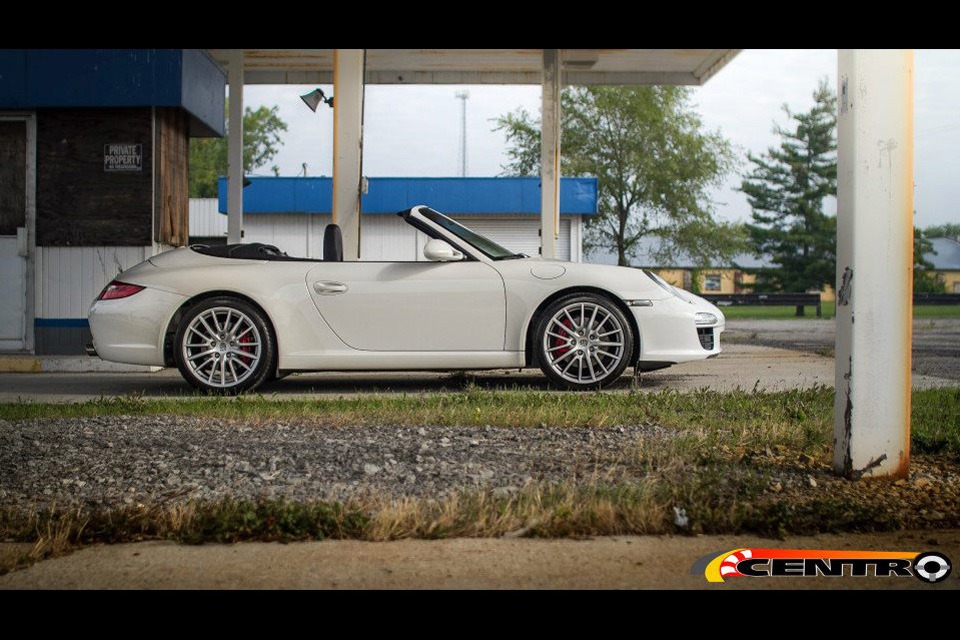 [Cnetro-911-Porsche-4%255B18%255D.jpg]