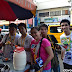 Davao bloggers enjoying street food at Rizal Park