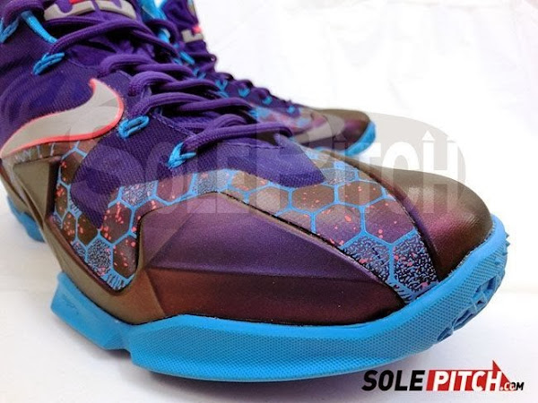 Detailed Look at 8220Summit Lake Hornets8221 Nike LeBron XI