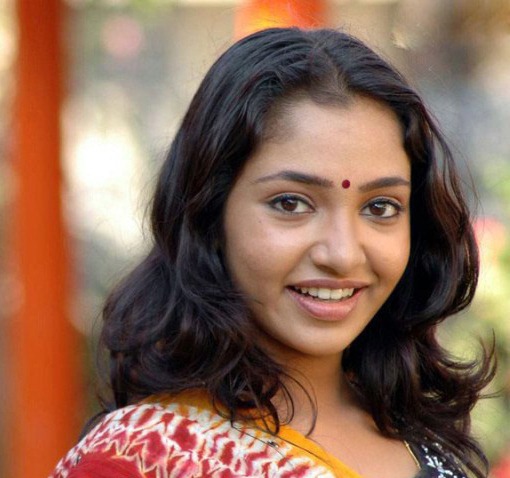 Actress Maya Unni Picture - HD Latest Tamil Actress 