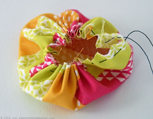[Mason-Jar-Pin-Cushion-54.jpg]