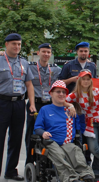 K640_CRO Pol Fanmeile Kopie.j3pg.JPG