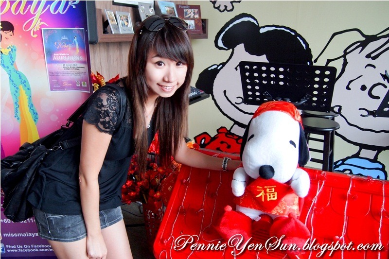 [CharlieBrownCafe362.jpg]