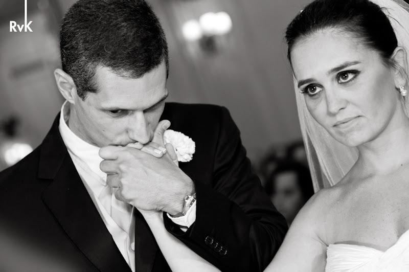 Fotos de Bianca e Luiz Felipe. Foto numero 29 de Rogerio von Kruger, fotografo no Rio de Janeiro (RJ), que faz fotos de casamento, fotos de musica, fotos de shows e fotos de eventos. Rogerio von Kruger faz fotos digitais de casamento no Rio de Janeiro, RJ. fotos de casamento foto digital rio janeiro rj festa noiva noivas festas album casamentos digitais retrato fotografia fotojornalismo bodas