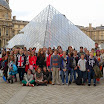 31 Louvre +-vegpiramis.JPG