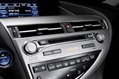 2013-Lexus-RX-450-h-23
