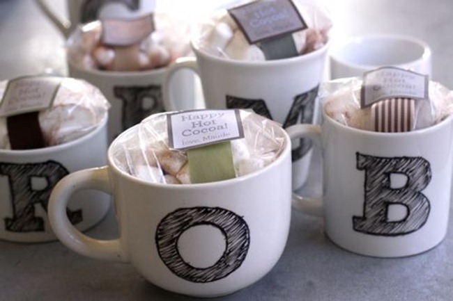 DIY monogrammed mug from design mom