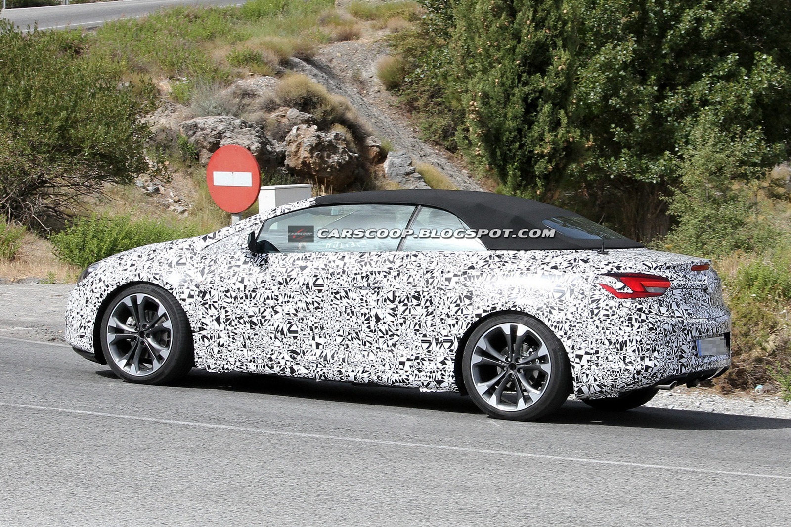 [2013-Opel-Cabriolet-006%255B2%255D.jpg]