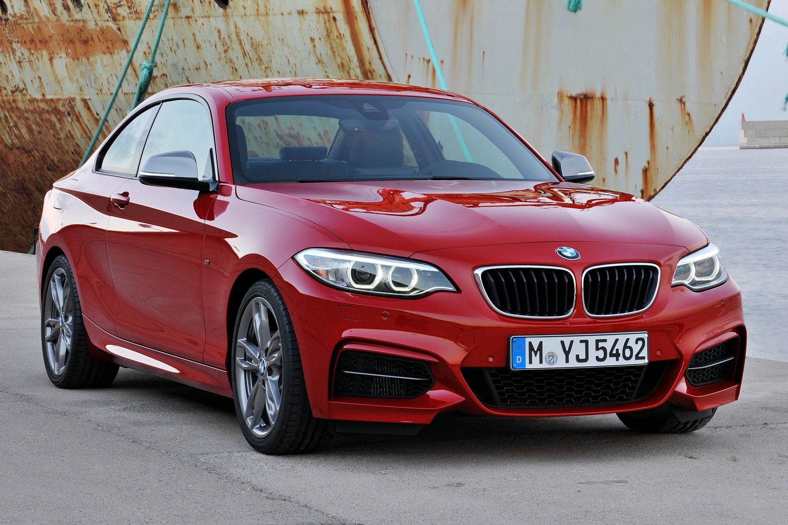 [View-6-BMW-2-Series-Coupe%255B3%255D.jpg]