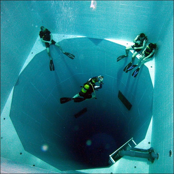 Nemo-33-World's-Deepest-Swimming-Pool-02_resize