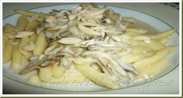 Fricielli con carciofi, crema alla soia e mandorle (7)