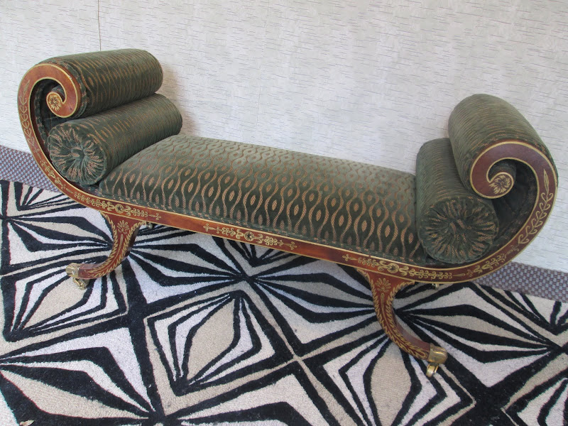 Scroll Settee 