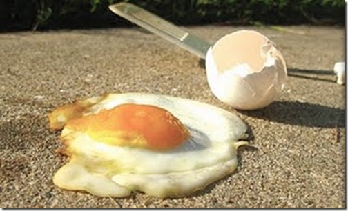 egg-frying-on-sidewalk-photo[1]