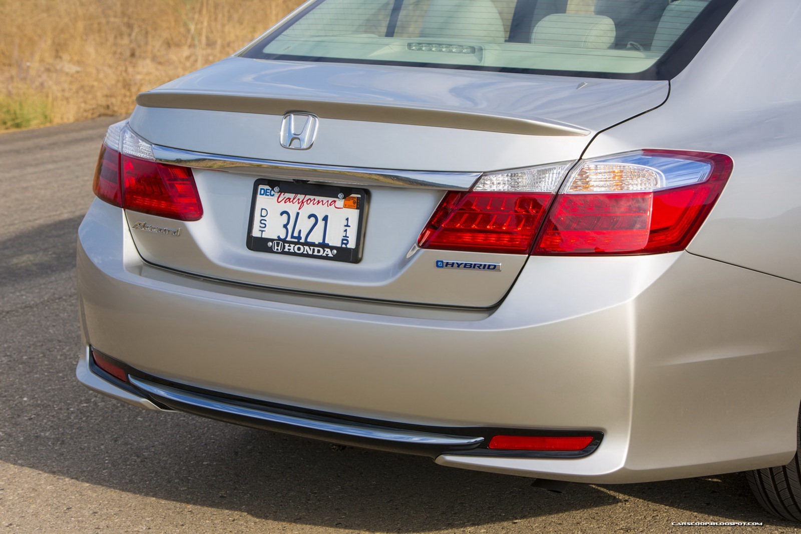 [2014-Honda-Accord-PHEV-89%255B2%255D.jpg]