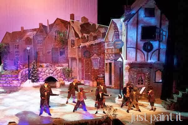 [painted-stage-set%255B2%255D.jpg]