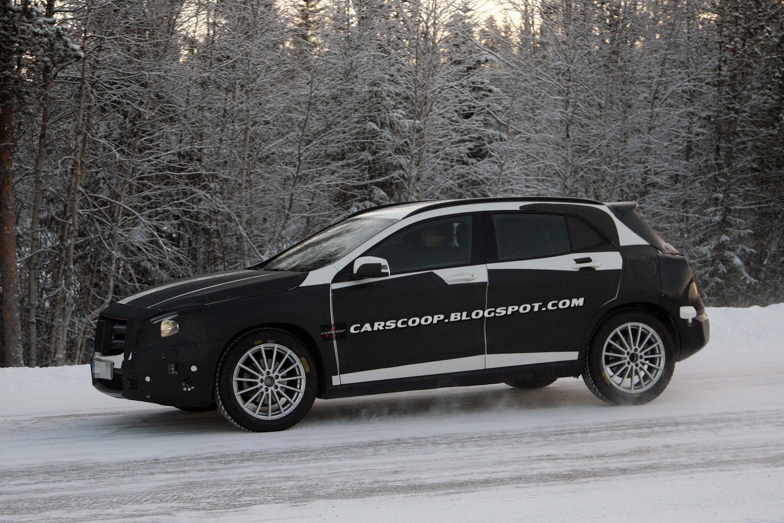 [Mercedes-Benz-GLA-3-Baby-SUV%255B3%255D.jpg]