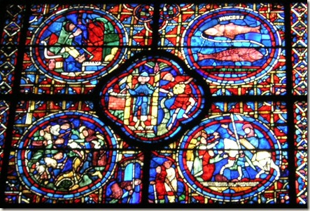 Chartres_cathedral_041_Seasons_Dec_Jan_Feb_