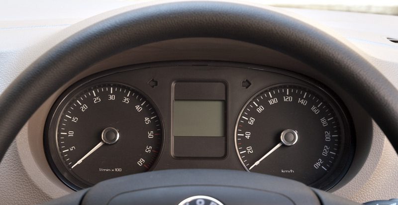 [skoda-rapid-meter%255B3%255D.jpg]