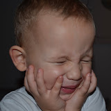 2011-11-29 Edvin dricker citron 002.JPG