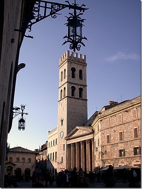 assisi assisi