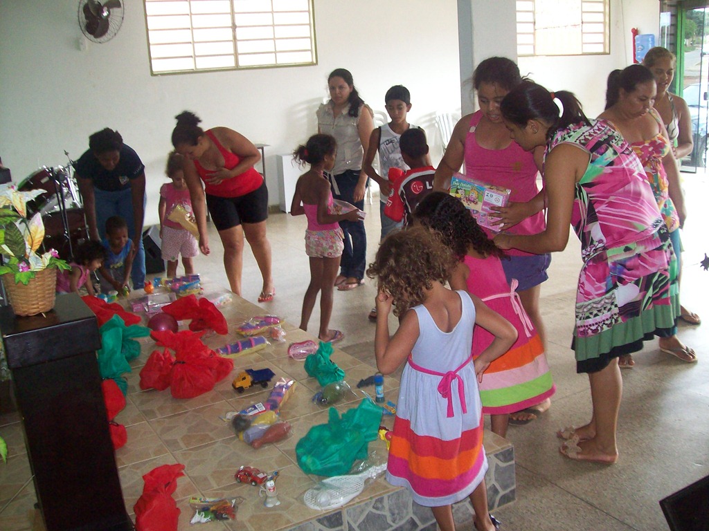 [fotos%2520crian%25C3%25A7as%2520nataal%2520043%255B4%255D.jpg]