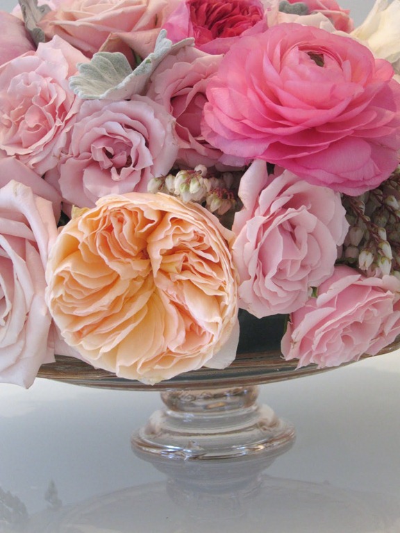 [cakestand-closeup-blush-floral-desig.jpg]