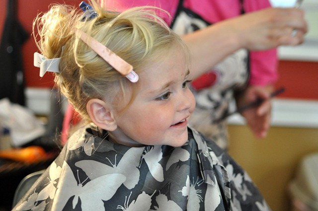 [first%2520haircut%2521%2520052811%2520%252831%2529%255B4%255D.jpg]