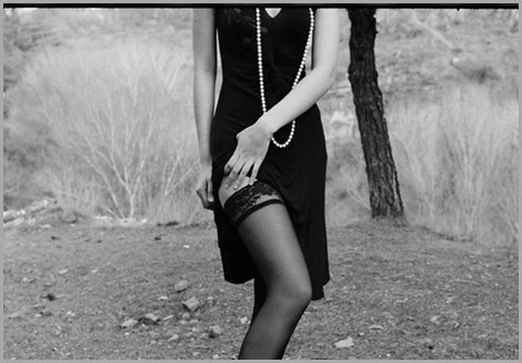 black-dress-legs-pearls-sexy-tights-Favim.com-67397