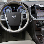 2012 Lancia Thema 036.jpg 2012 Lancia Thema 036.jpg