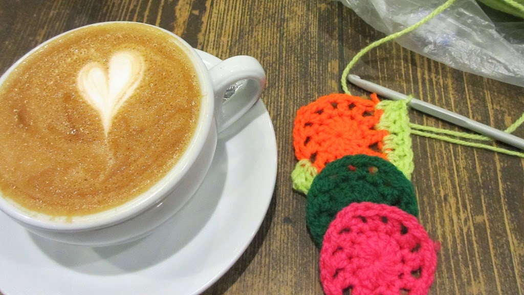 [coffee-crochet%255B3%255D.jpg]