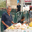 Shanghai - Marché poisson - Le vieux marchand