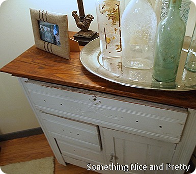 washstand and online pics 021