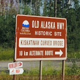 Estrada antiga para Fort Nelson, British Columbia, Canadá