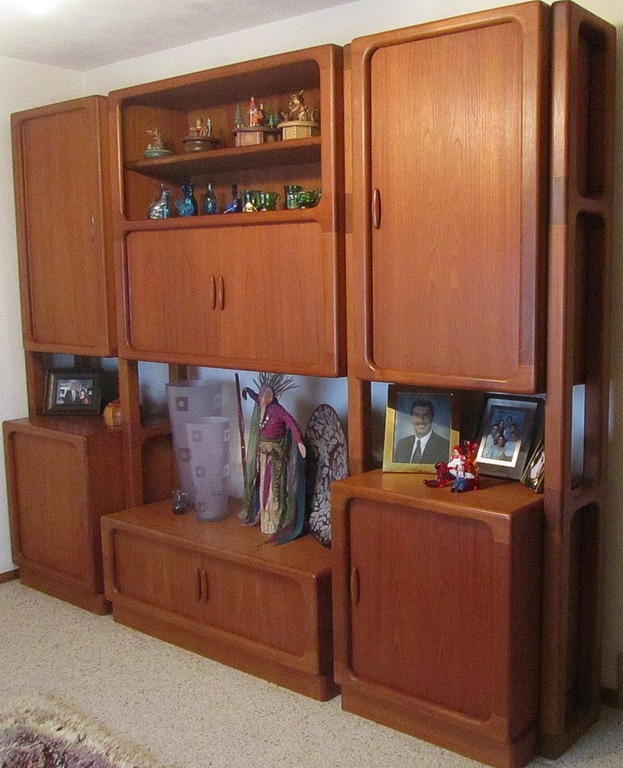 [Dyrlundwallunitaccesorized4.jpg]