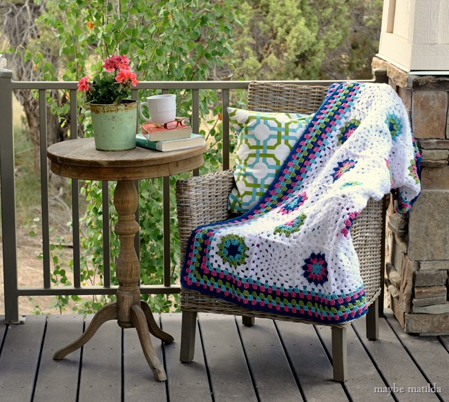 Blue, pink, and green granny square blanket // www.maybematilda.com