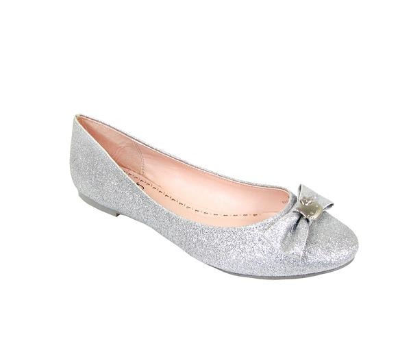 [hello_kitty_shoes_8%255B4%255D.jpg]